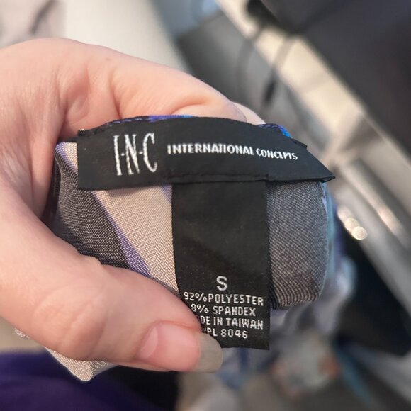 I.N.C. International Concepts Women's Jersey Knit Tie Waist Dress - Picture 3 of 3